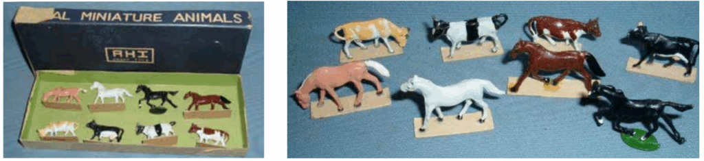 AHI box of 30mm horses and cattle with mysterious cardboard bases