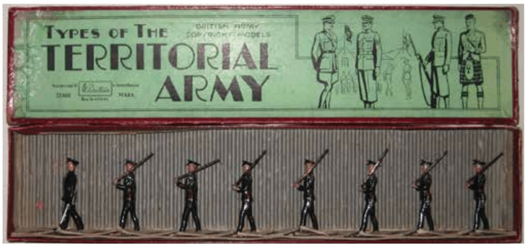  Territorial Rifle Regiment “marching” slope arms green uniforms set 1538
